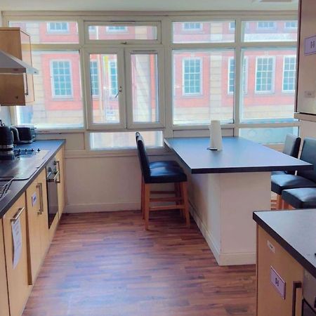 Oyo Sangha House - Short Stays لايستر المظهر الخارجي الصورة